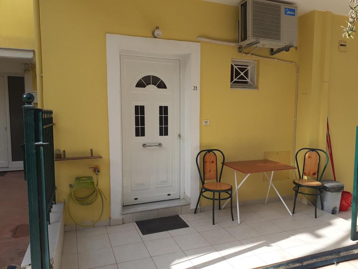 Apartamento Yellow House Kalamata Exterior foto